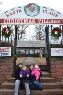 Santa's Christmas Village, CT