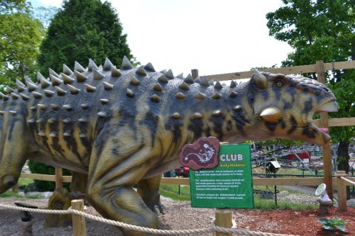 Dinosaurs Lake Compounce